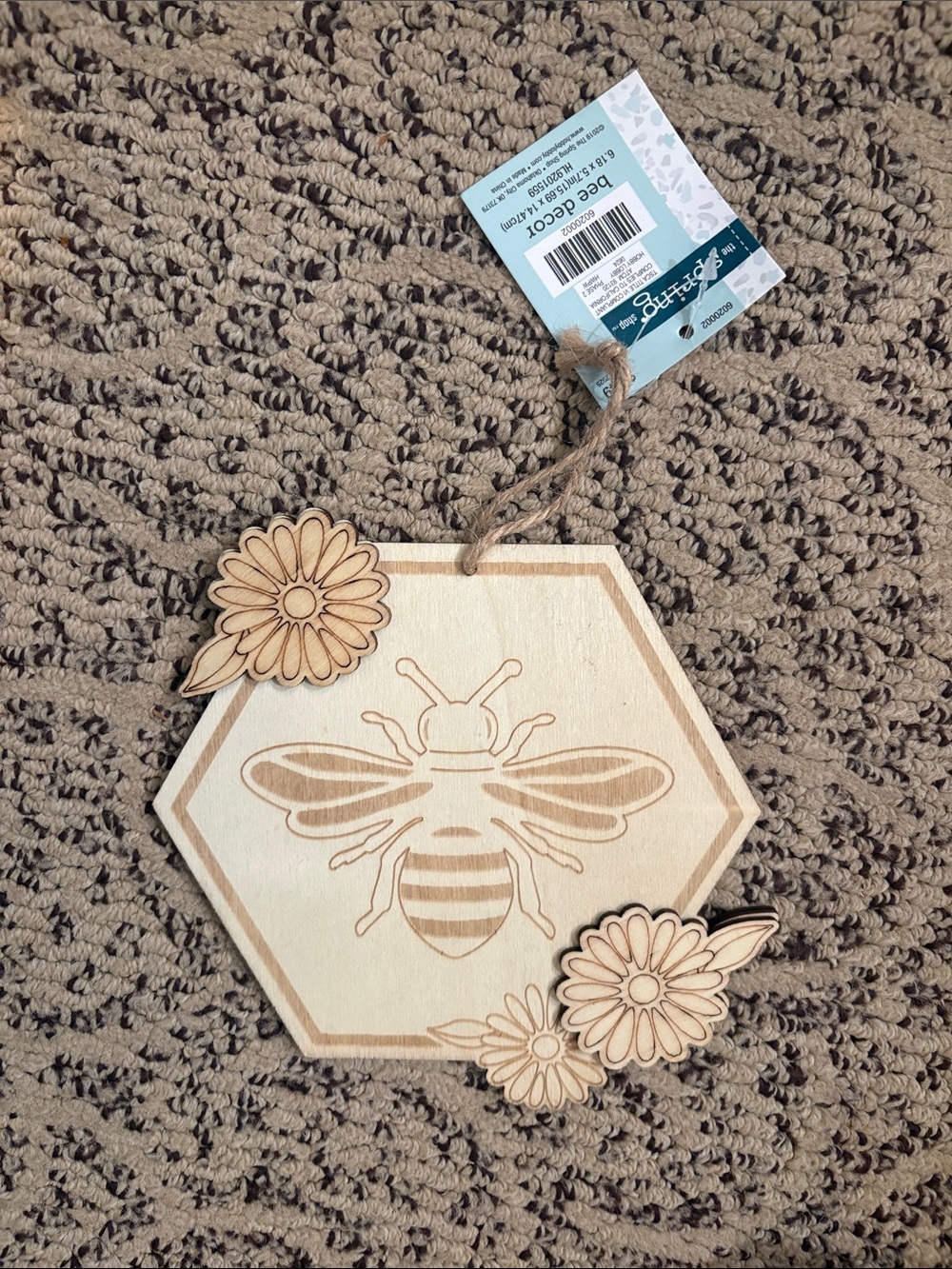 Hobby Lobby Natural Wood Bee Hexagon Wall Accent with Floral Accents